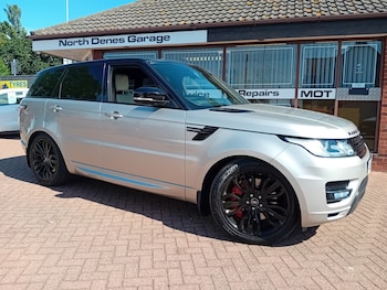 Used Land Rover Range Rover Sport 2017 for sale - 79152123: Photo