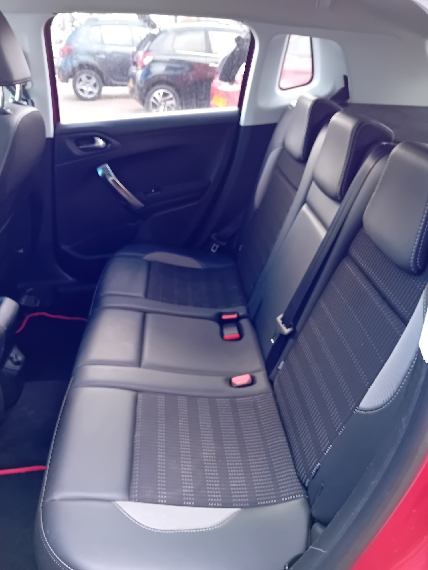 Used Peugeot 2008 2018 for sale - 77974119: Photo 11