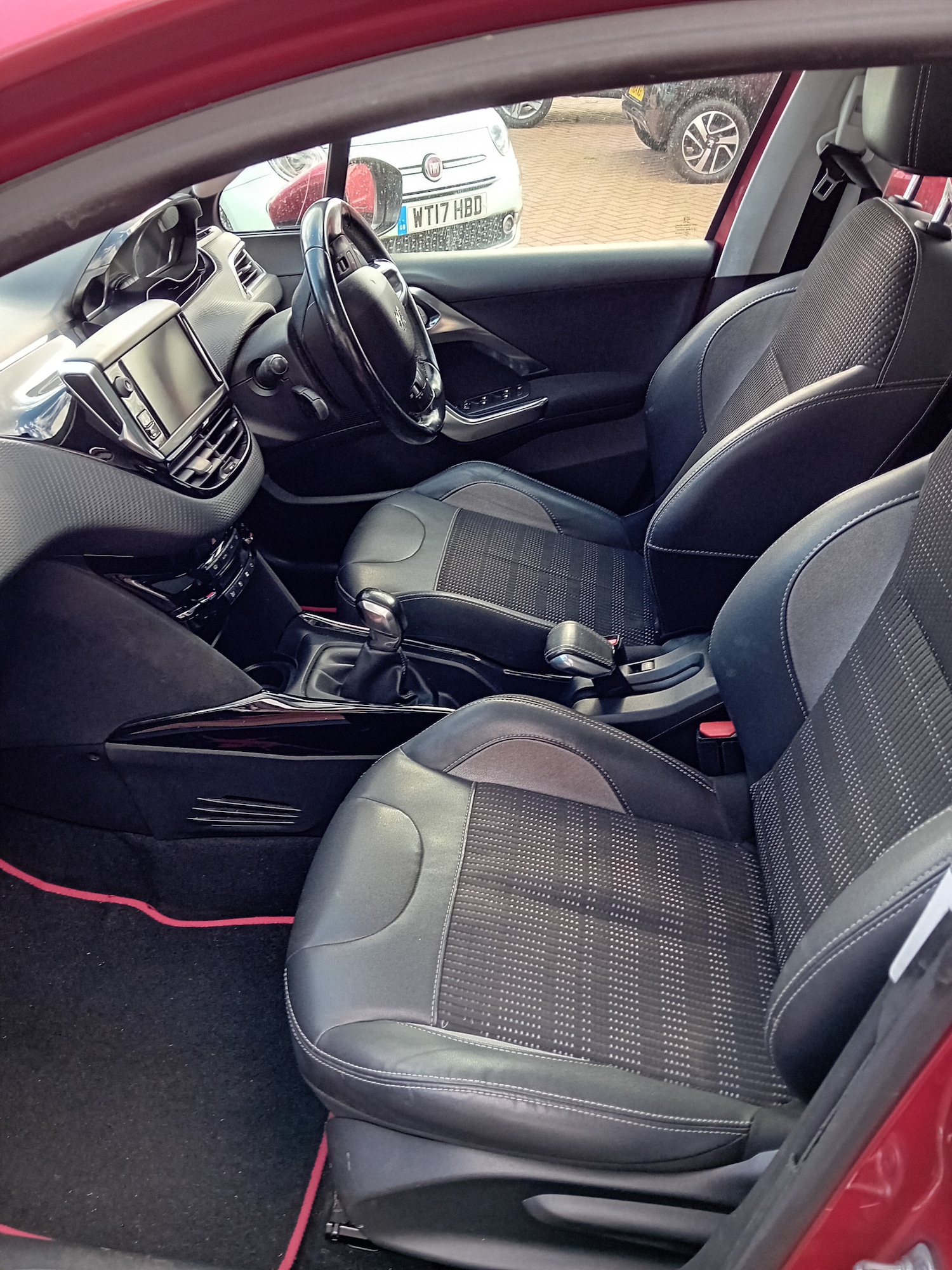 Used Peugeot 2008 2018 for sale - 77974119: Photo 12