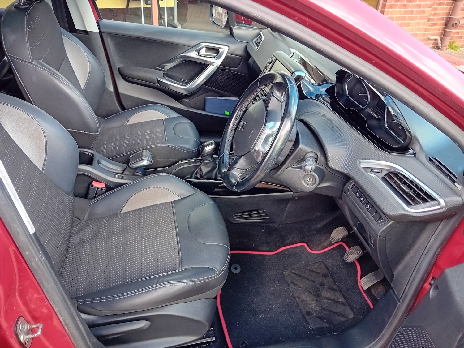 Used Peugeot 2008 2018 for sale - 77974119: Photo 5