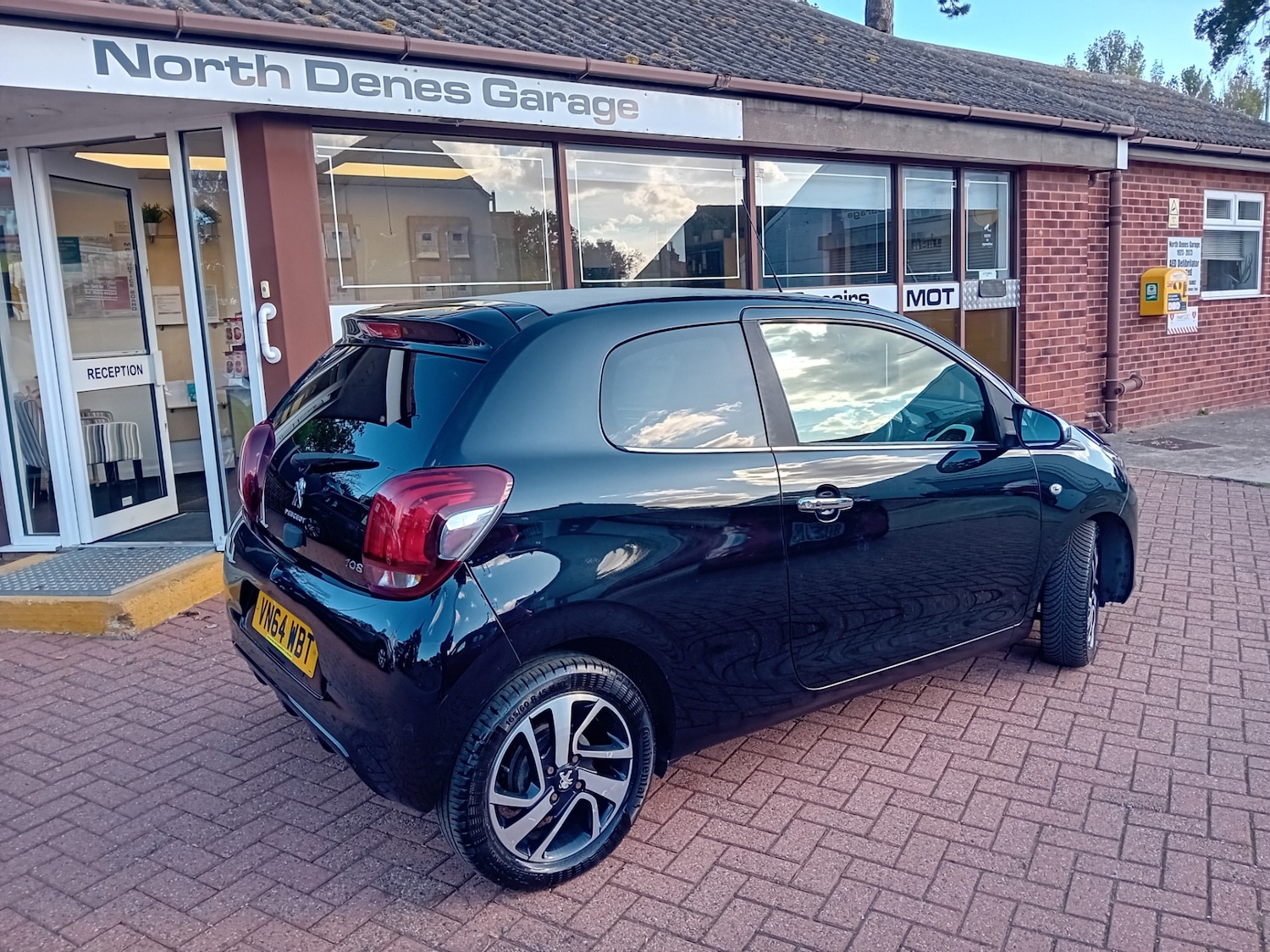 Used Peugeot 108 2014 for sale - 76170494: Photo 3