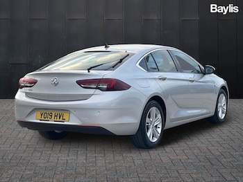 Used Vauxhall Insignia 2019 for sale - 76971442: Photo
