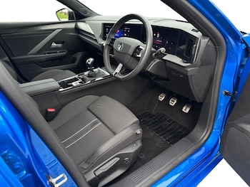 Used Vauxhall Astra 2023 for sale - 76033848: Photo 3