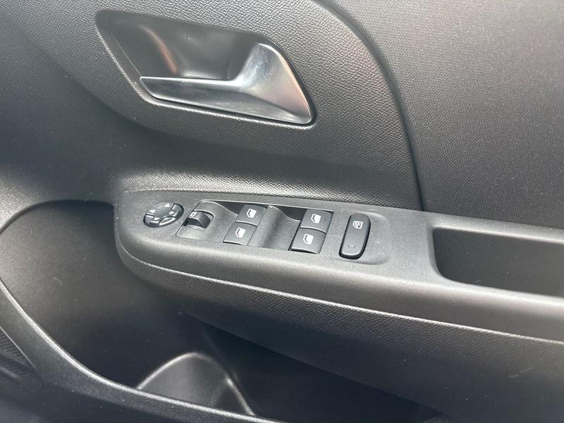 Used Vauxhall Corsa 2023 for sale - 77901148: Photo 17