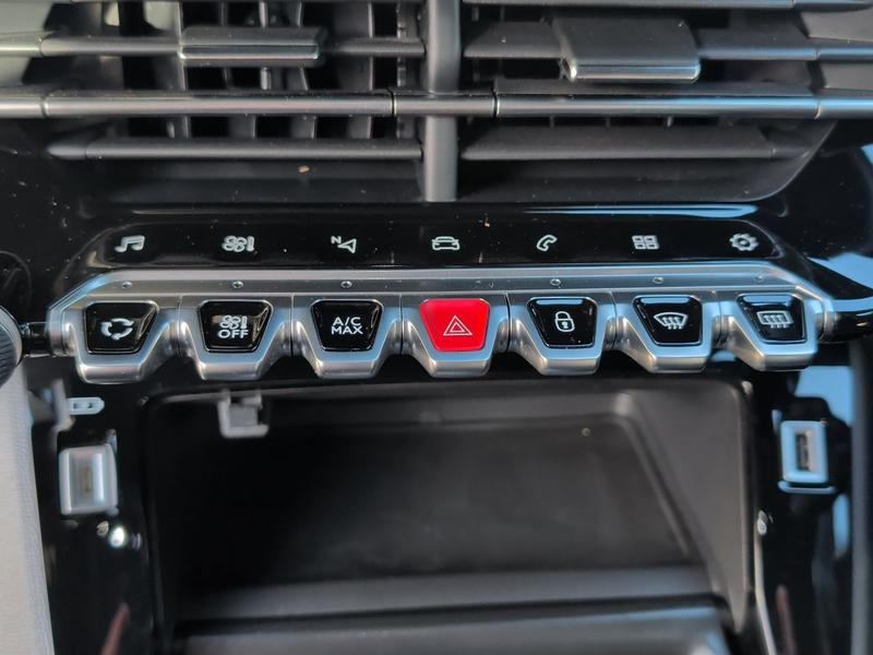 Used Peugeot 208 2023 for sale - 77910604: Photo 32