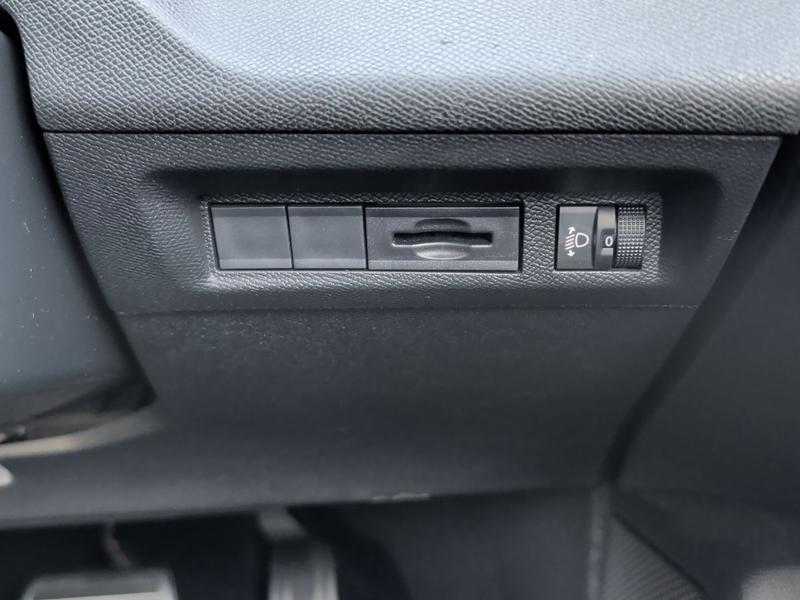 Used Peugeot 308 2022 for sale - 77981341: Photo 30