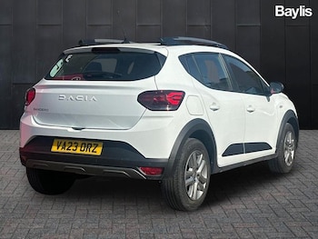 Used Dacia Sandero Stepway 2023 for sale - 78087951: Photo