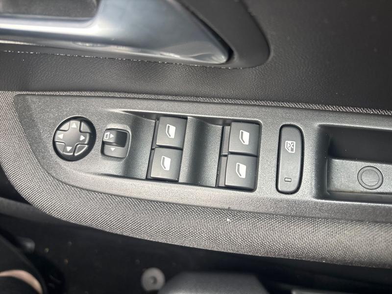 Used Peugeot 208 2022 for sale - 77910463: Photo 17