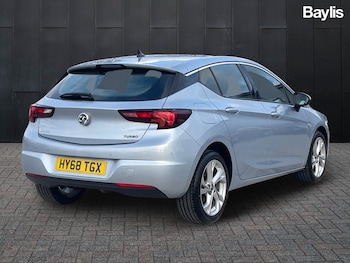 Used Vauxhall Astra 2018 for sale - 77005145: Photo