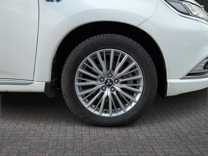 Used Mitsubishi Outlander 2019 for sale - 77901104: Photo 11