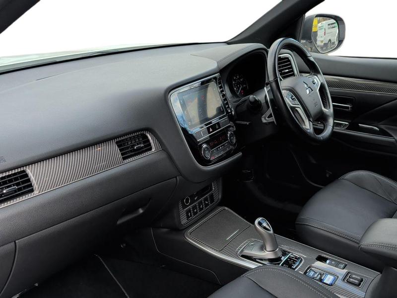 Used Mitsubishi Outlander 2019 for sale - 77901104: Photo 14