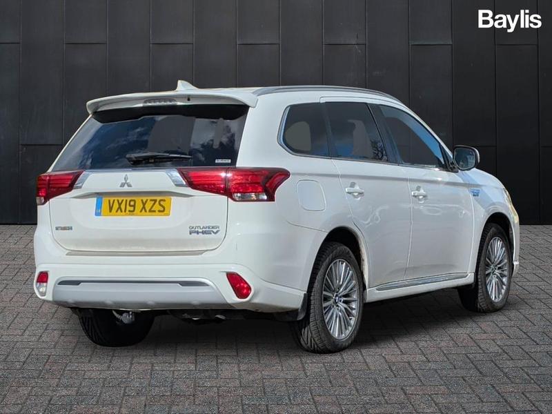 Used Mitsubishi Outlander 2019 for sale - 77901104: Photo 2
