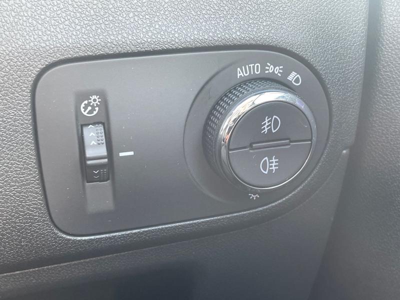 Used Vauxhall Crossland 2024 for sale - 77910513: Photo 27