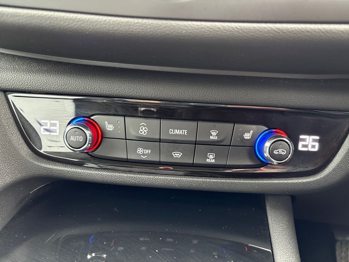 Used Vauxhall Insignia 2017 for sale - 77333093: Photo 16