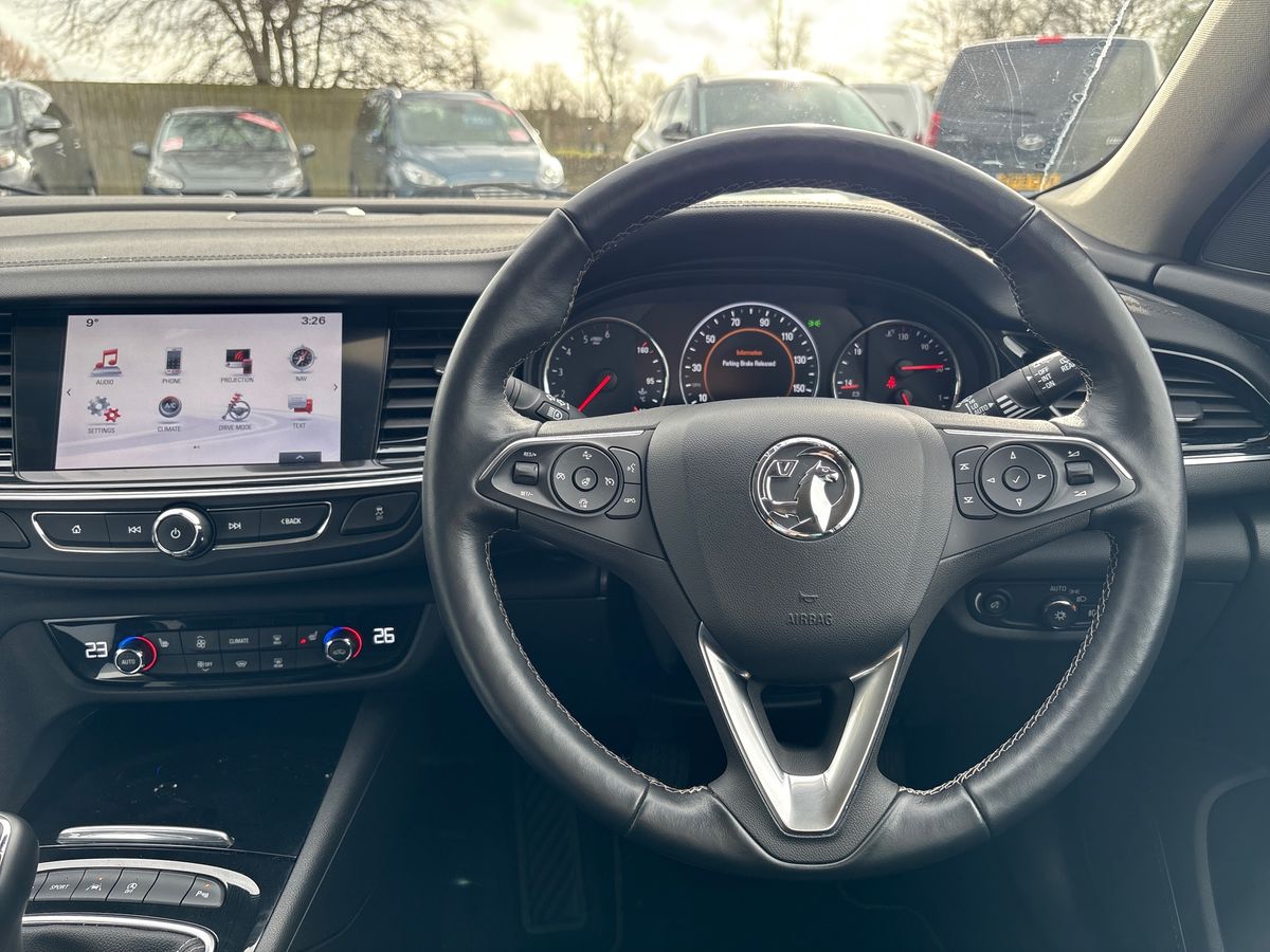 Used Vauxhall Insignia 2017 for sale - 77333093: Photo 32
