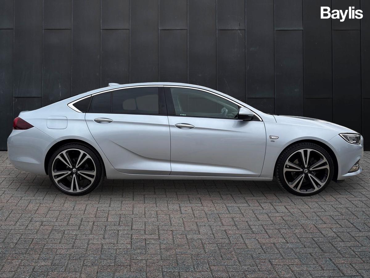 Used Vauxhall Insignia 2017 for sale - 77333093: Photo 5