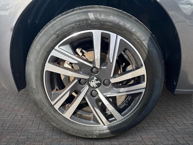 Used Peugeot 208 2023 for sale - 77910523: Photo 11