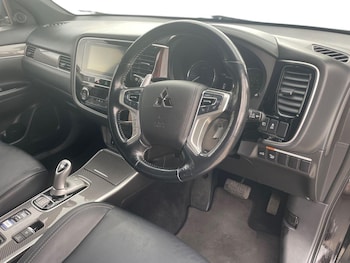 Used Mitsubishi Outlander 2019 for sale - 75629546: Photo