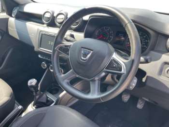 Used Dacia Duster 2018 for sale - 74683939: Photo