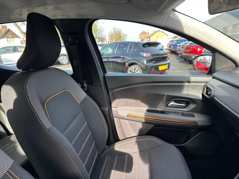 Used Dacia Sandero Stepway 2022 for sale - 77901172: Photo 28