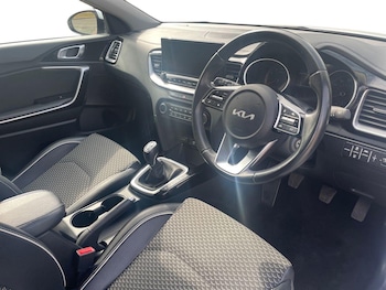 Used Kia Ceed 2022 for sale - 75641245: Photo