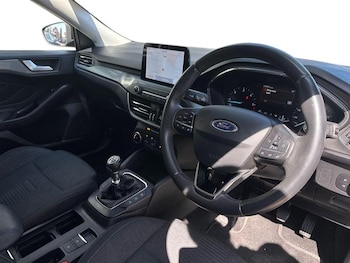 Used Ford Focus 2020 for sale - 78306002: Photo