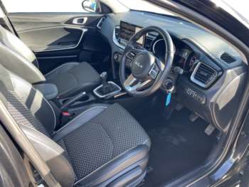 Used Kia Ceed 2023 for sale - 74317356: Photo