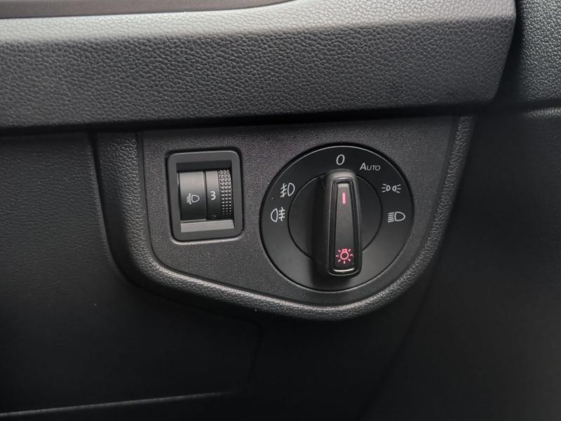 Used Volkswagen Polo 2020 for sale - 77910520: Photo 32