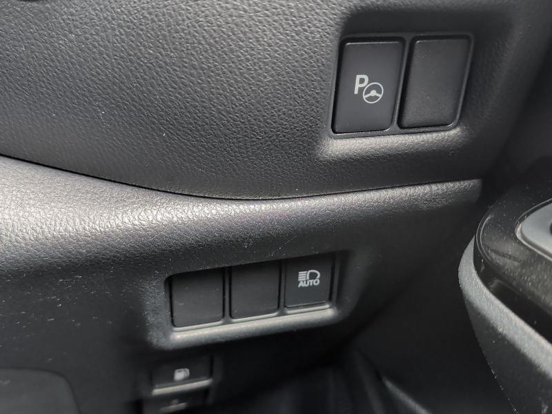 Used Toyota C-HR 2018 for sale - 77981346: Photo 28