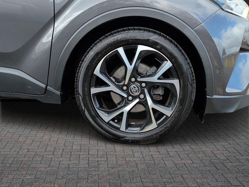 Used Toyota C-HR 2018 for sale - 77901110: Photo 11