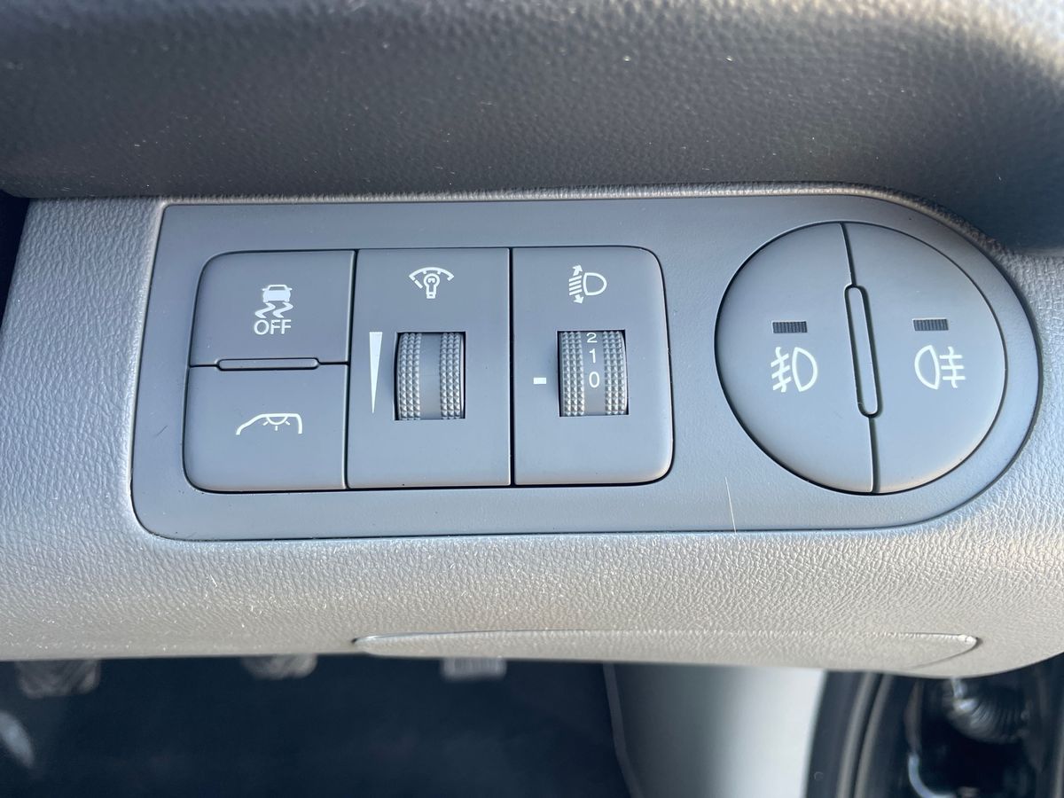 Vehicle 28
