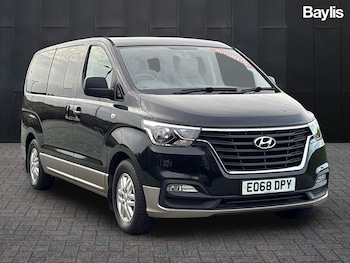 2018 - Hyundai i800 2.5 CRDi SE MPV 5dr Diesel Auto Euro 6 (170 ps)