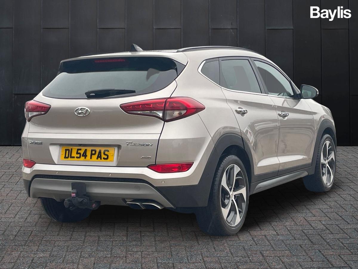 Used Hyundai TUCSON 2017 for sale - 76960122: Photo 2