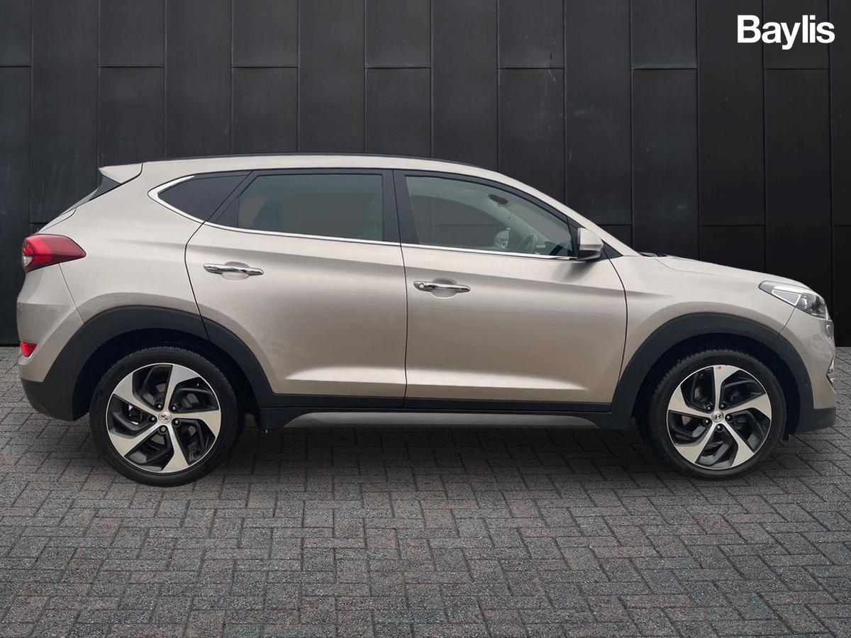 Used Hyundai TUCSON 2017 for sale - 76960122: Photo 5