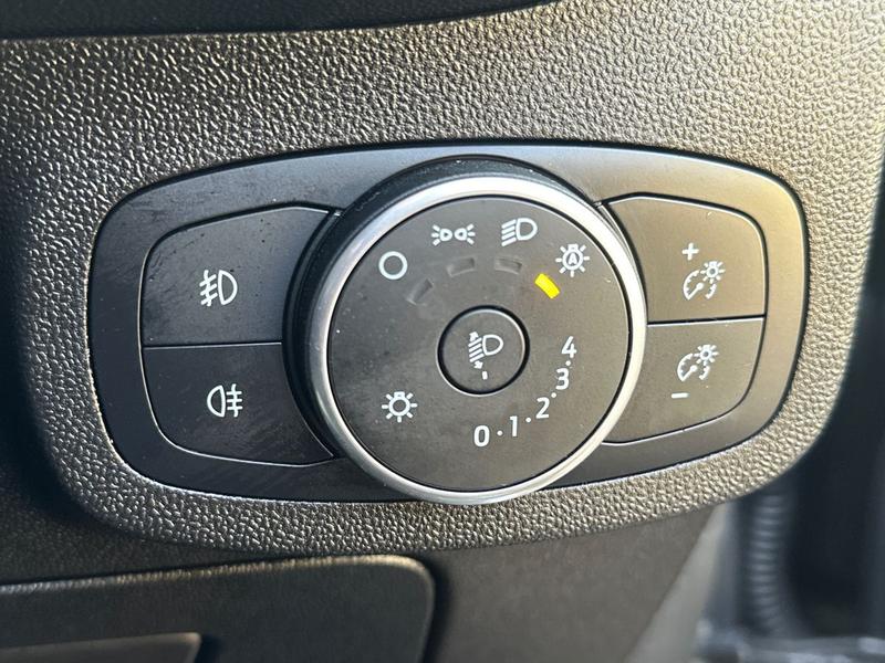 Used Ford Fiesta 2018 for sale - 77910611: Photo 34