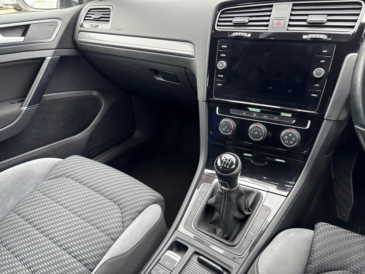 Used Volkswagen Golf 2018 for sale - 76602841: Photo 15