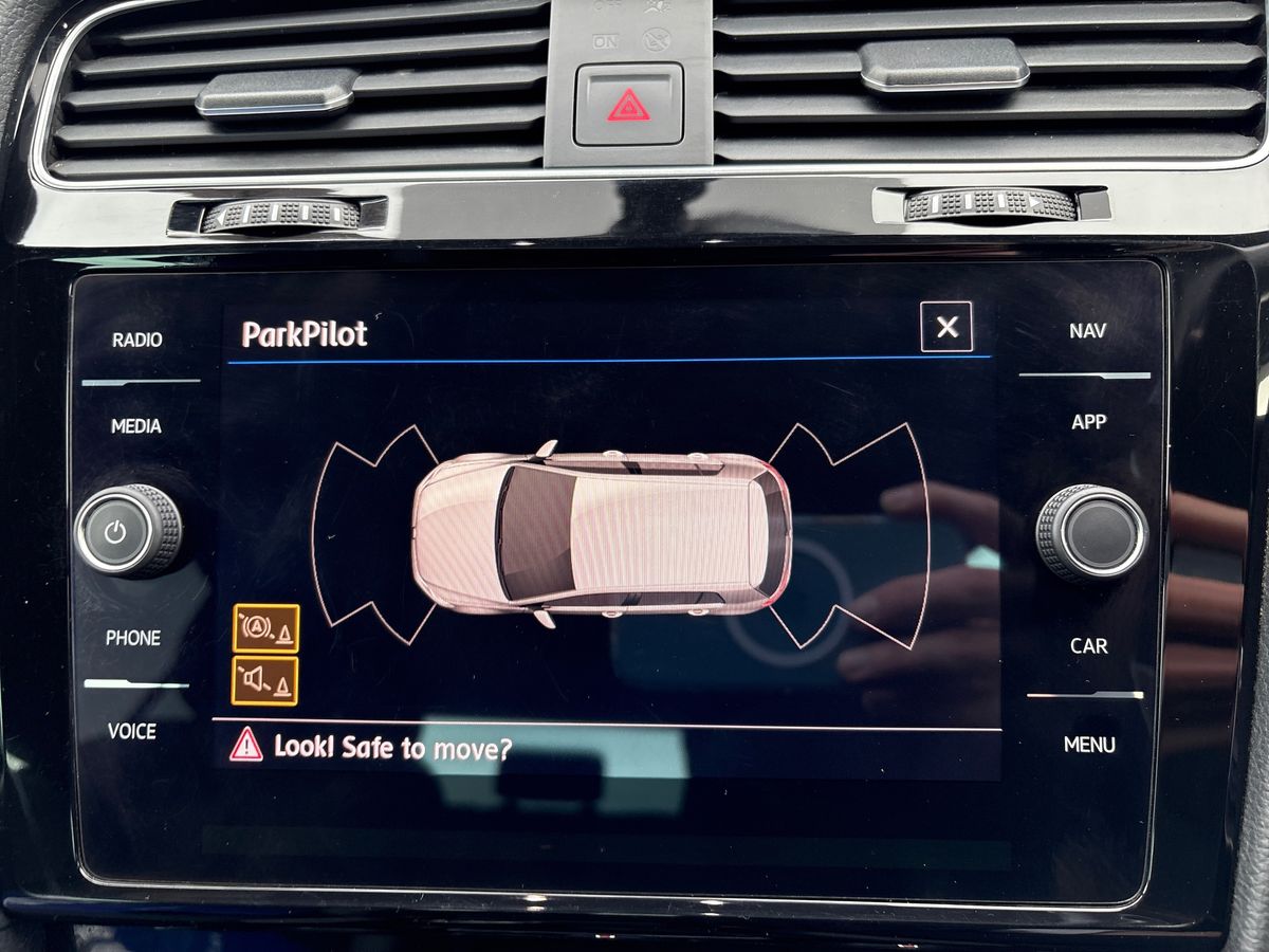 Used Volkswagen Golf 2018 for sale - 76602841: Photo 20