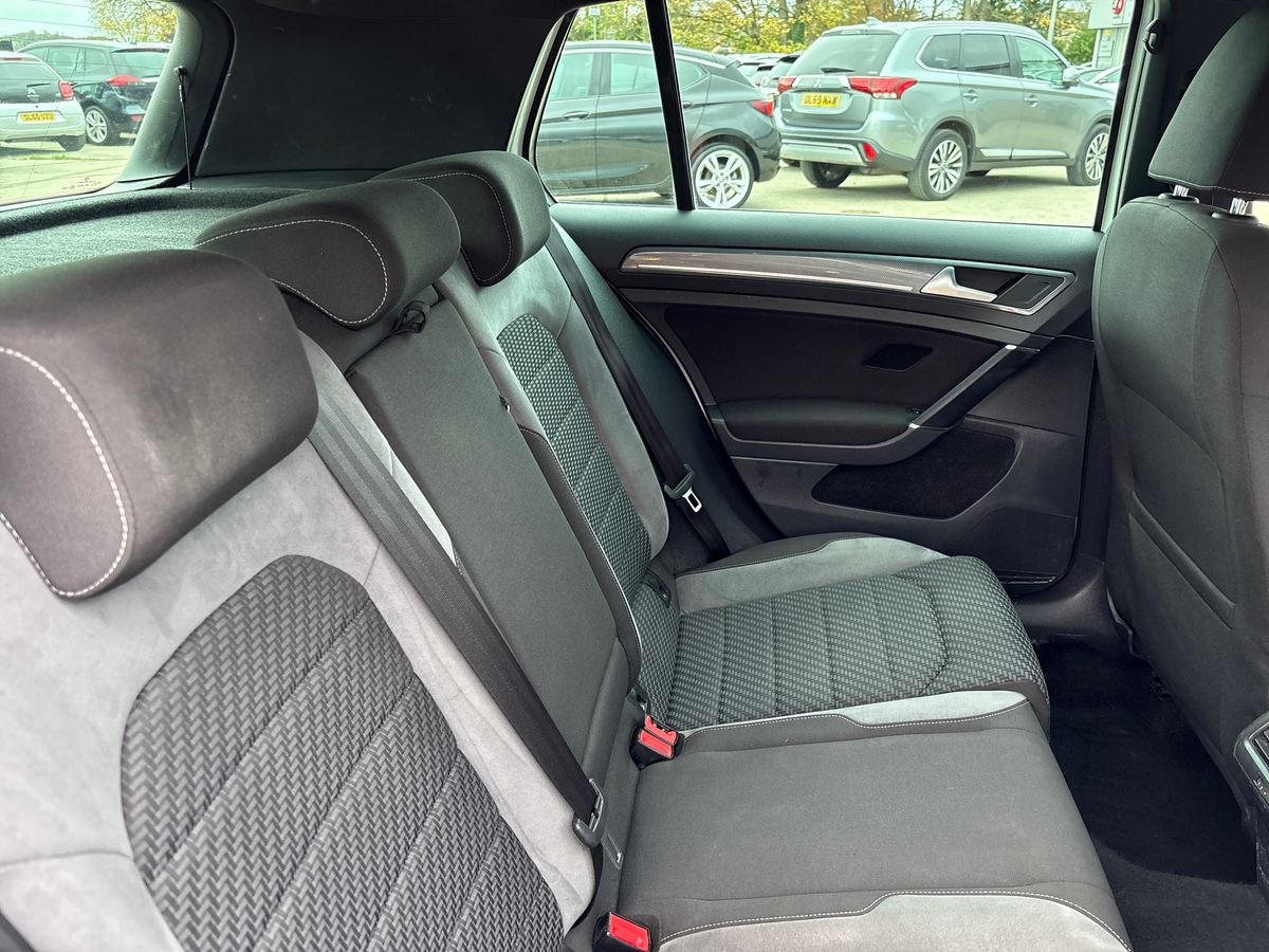 Used Volkswagen Golf 2018 for sale - 76602841: Photo 26