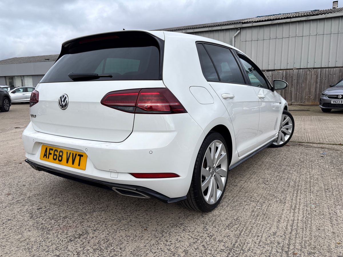 Used Volkswagen Golf 2018 for sale - 76602841: Photo 33
