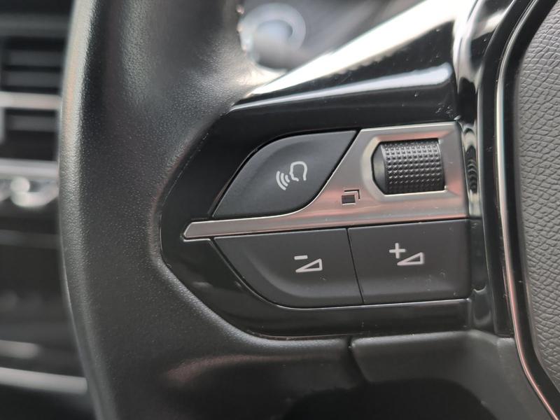 Used Peugeot 2008 2020 for sale - 77910497: Photo 22