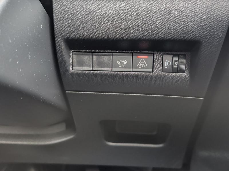 Used Peugeot 2008 2020 for sale - 77910497: Photo 32