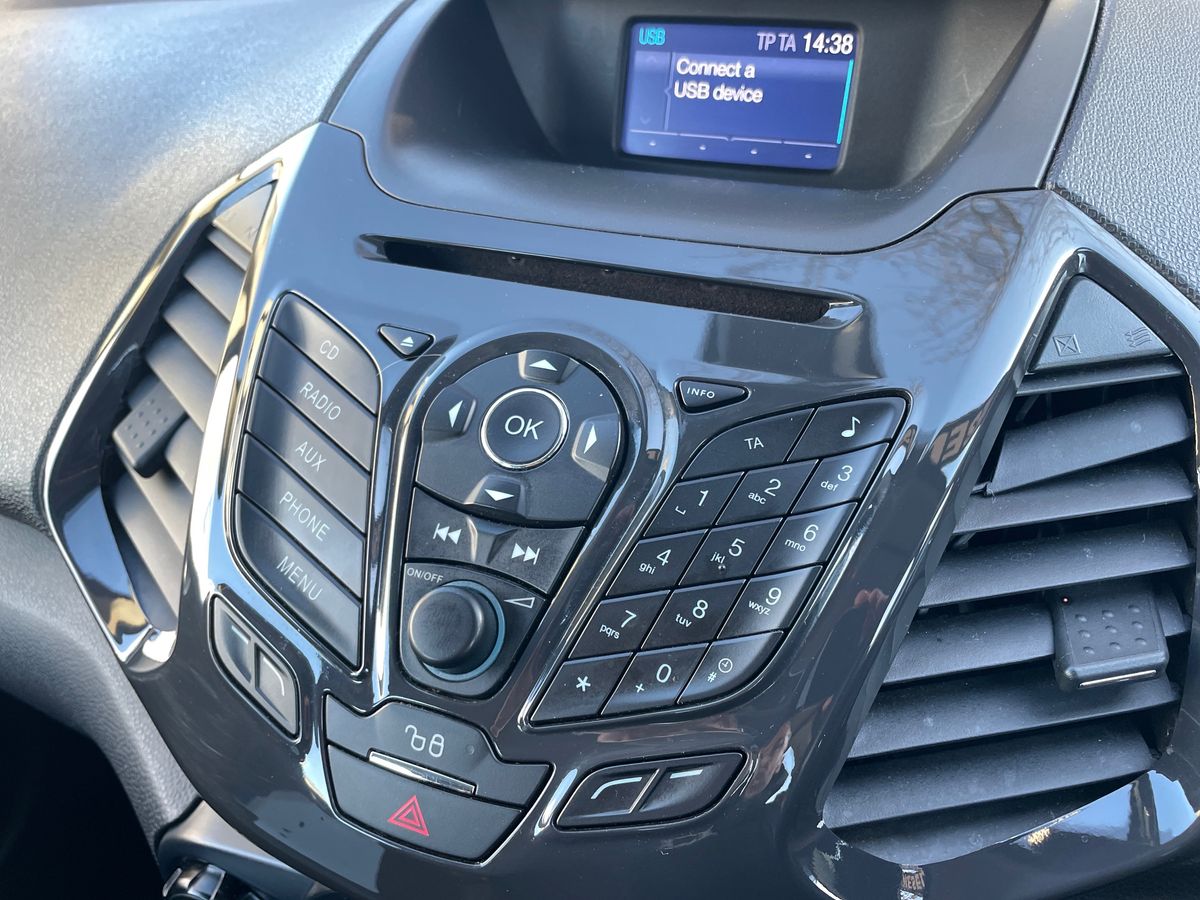 Used Ford Ecosport 2017 for sale - 77158005: Photo 20