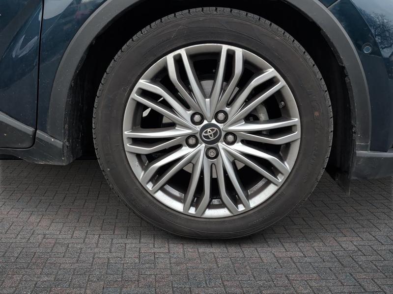 Used Toyota C-HR 2023 for sale - 77901149: Photo 11