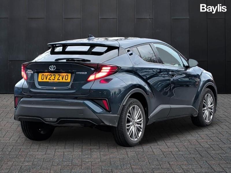 Used Toyota C-HR 2023 for sale - 77901149: Photo 2