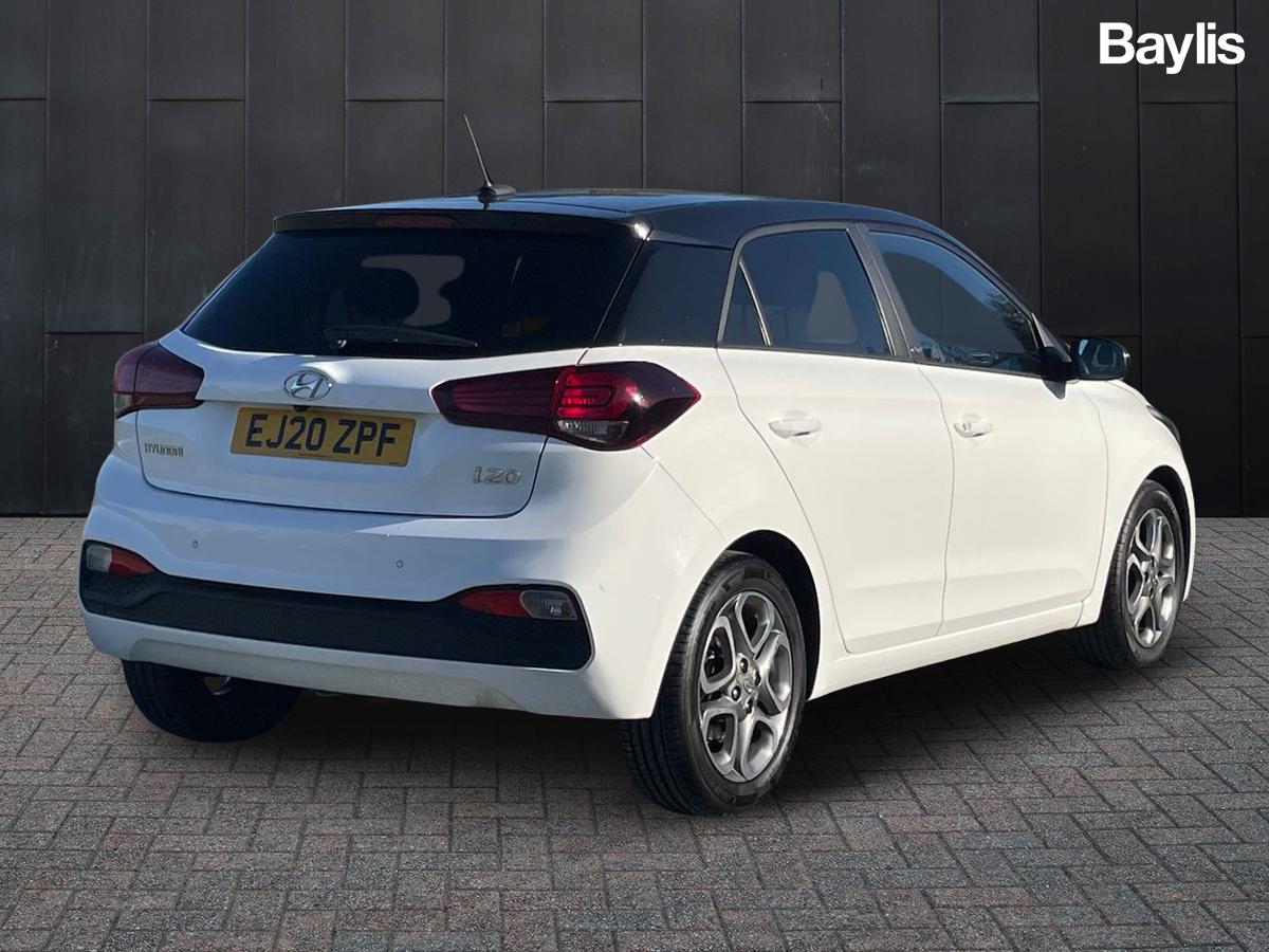 Used Hyundai i20 2020 for sale - 76580142: Photo 2