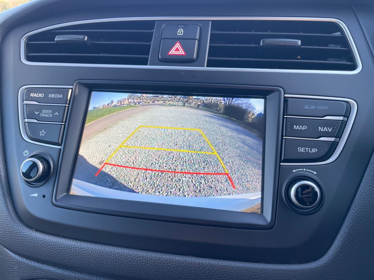 Used Hyundai i20 2020 for sale - 76580142: Photo 20