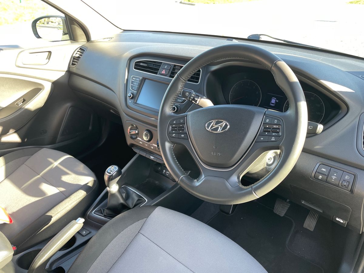 Used Hyundai i20 2020 for sale - 76580142: Photo 36