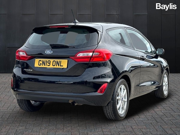 Used Ford Fiesta 2019 for sale - 76062229: Photo 2