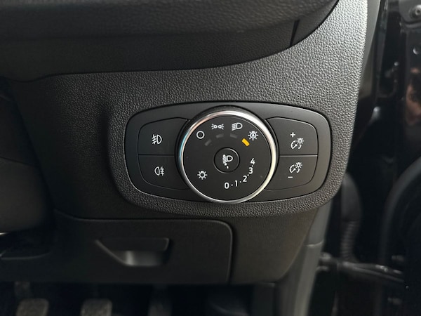 Used Ford Fiesta 2019 for sale - 76062229: Photo 30