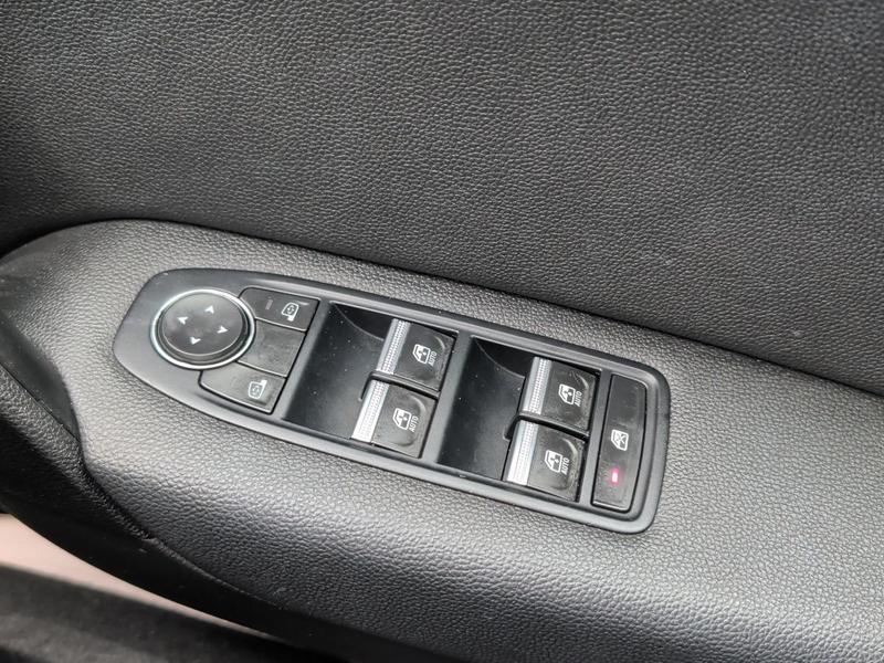 Used Renault Captur 2022 for sale - 77901085: Photo 17